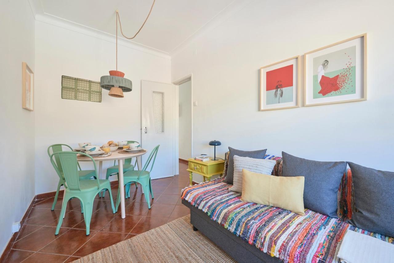Central & Sunny 2Br Apt Near Beach, By Timecooler Setúbal Exterior foto