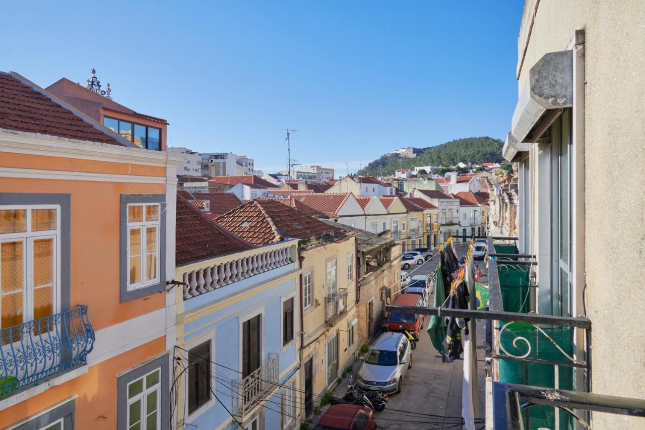 Central & Sunny 2Br Apt Near Beach, By Timecooler Setúbal Exterior foto